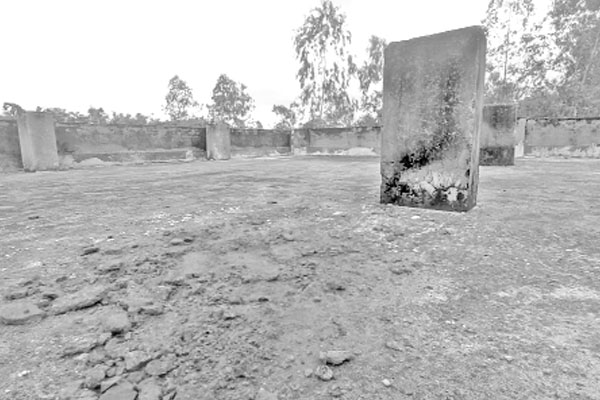 স্কুলভবনের নির্মাণকাজ চার বছরেও শেষ হয়নি