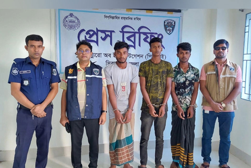সিরাজগঞ্জে হত্যা মামলার রহস্য উদঘাটন, গ্রেফতার ৩