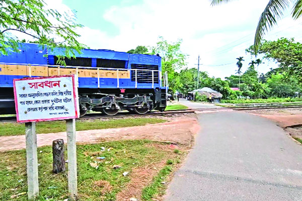 আতঙ্ক খুলনাজুড়েও