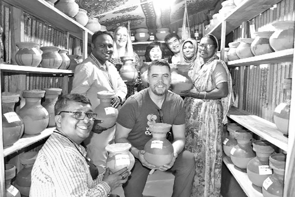 কমিউনিটি বীজ ভান্ডার কলাপাড়ায়