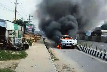 ঢাকা-টাঙ্গাইল মহাসড়ক 
অবরোধ পোশাক শ্রমিকদের