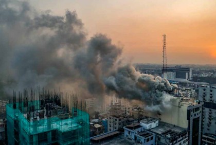 মহাখালীর খাজা টাওয়ারে আগুনে আরও একজনের মৃত্যু