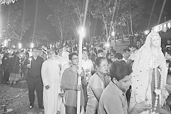 ফাতেমা রানীর তীর্থ উৎসব শেষ হলো