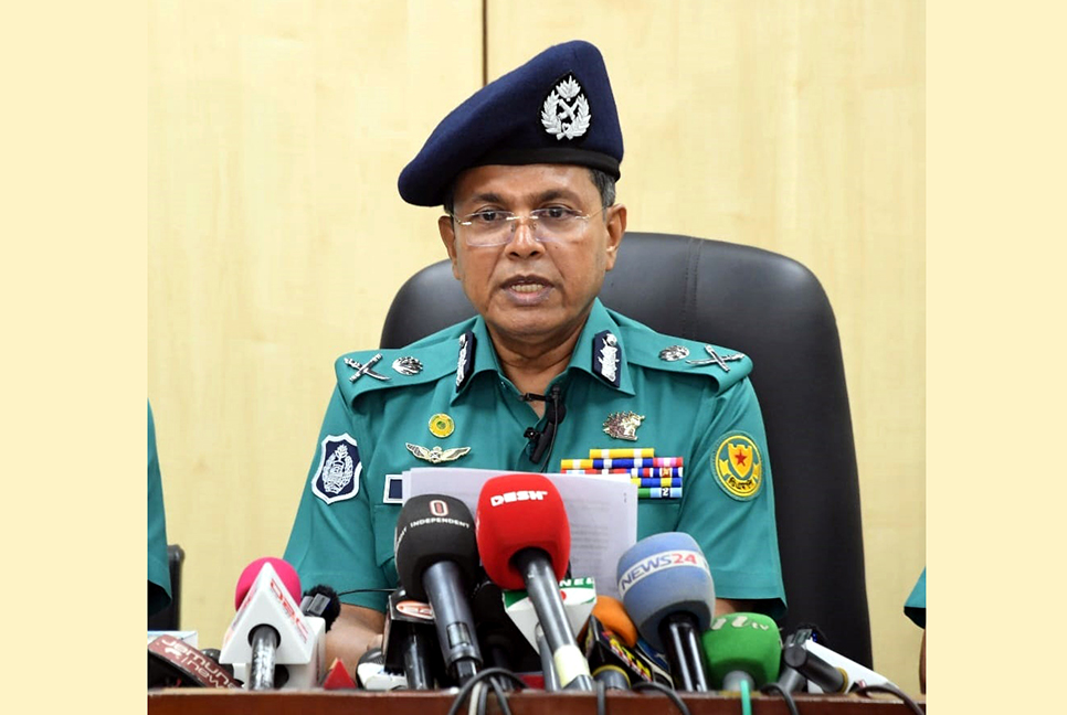 মির্জা ফখরুলকে জিজ্ঞাসাবাদের জন্য নিয়ে এসেছি : ডিএমপি কমিশনার

