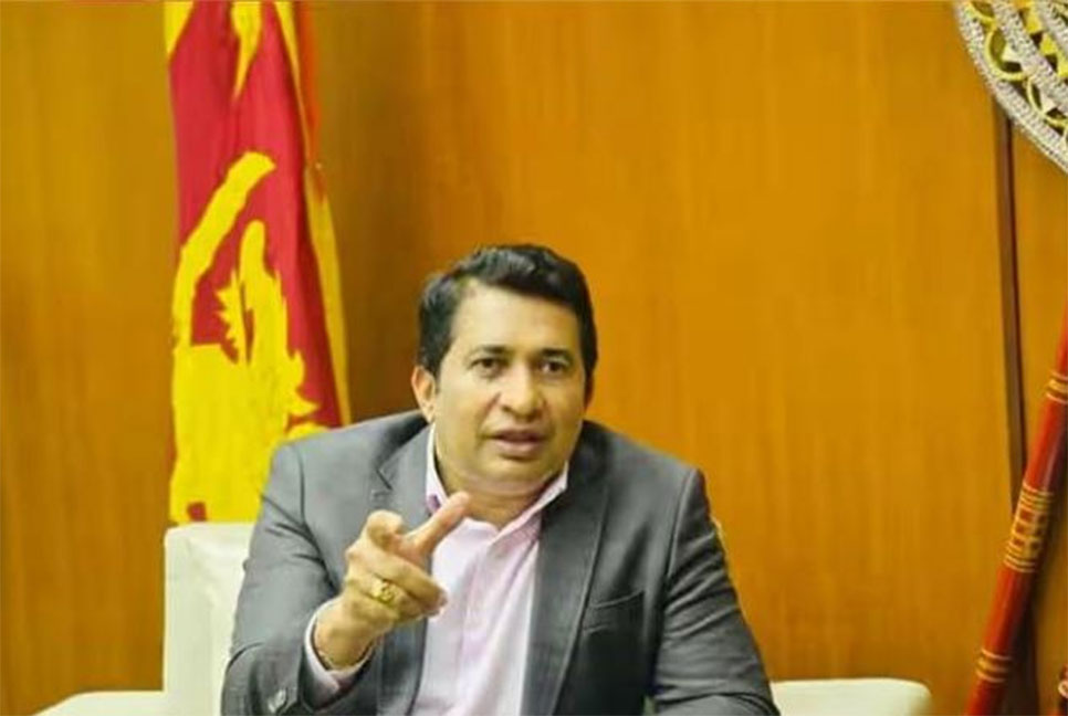 নিজ দেশের ক্রিকেট বোর্ডকে বিশ্বাসঘাতক বললেন লঙ্কান মন্ত্রী
