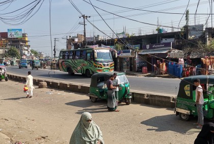 চকরিয়ায় হরতালের প্রভাব পড়েনি