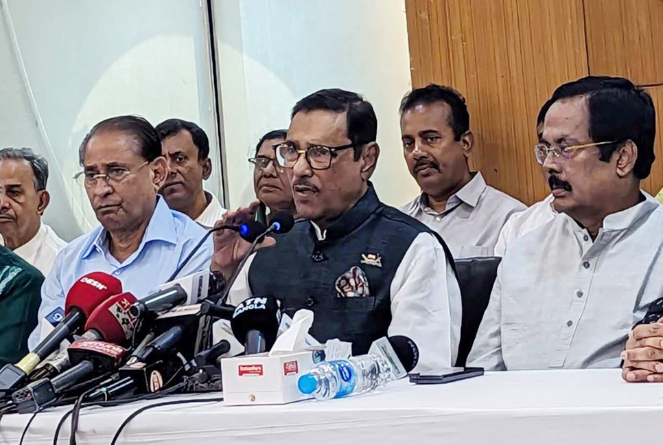 ‘ফখরুল জেলে বাকিদের খোঁজ নেই, অবরোধে নেতৃত্ব দেবে কে?’ 

