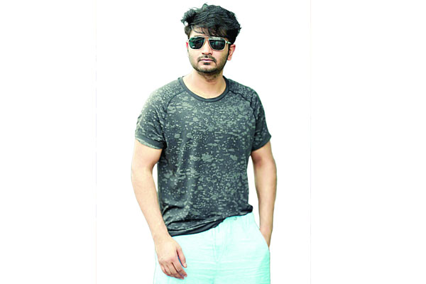 শিল্পীরা পর্দায়ই শোভনীয়