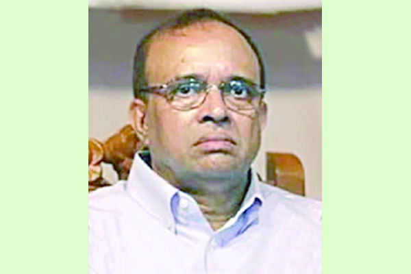 সরকার কি নিজের ওপর আস্থা হারিয়েছে