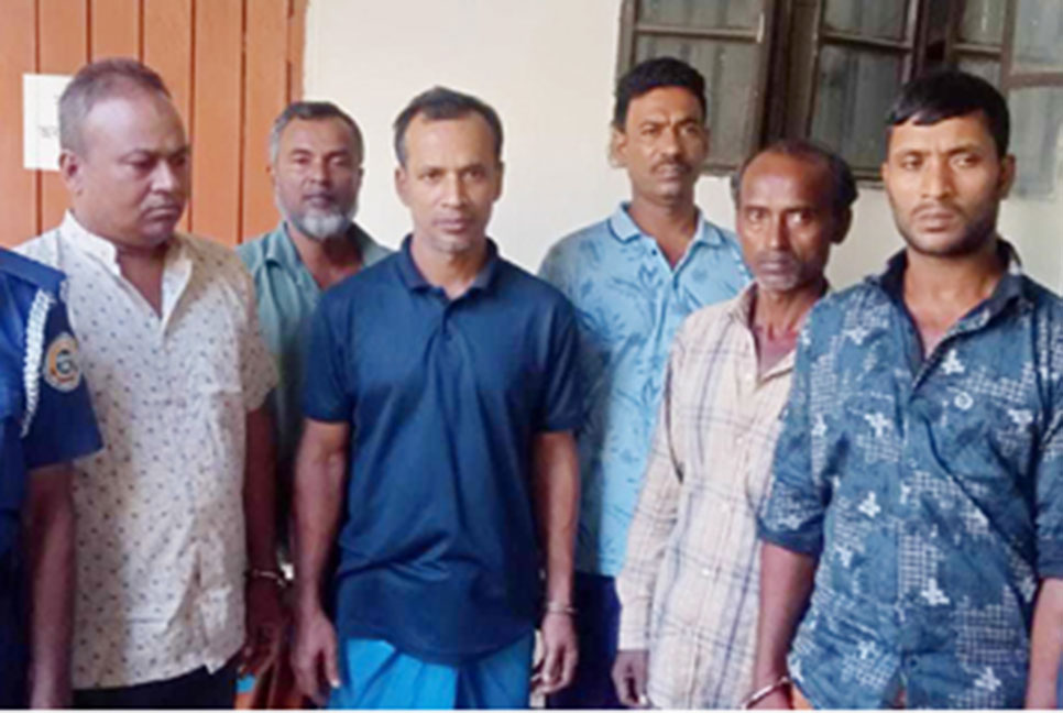 বানারীপাড়ায় 
বিএনপির ৬ নেতাকর্মী আটক 