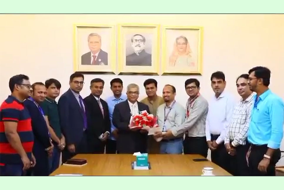 ‘প্রবাসীরা দেশের প্রতিনিধি, তাদের সেবায় সার্বক্ষণিক কাজ করছে হাইকমিশন’