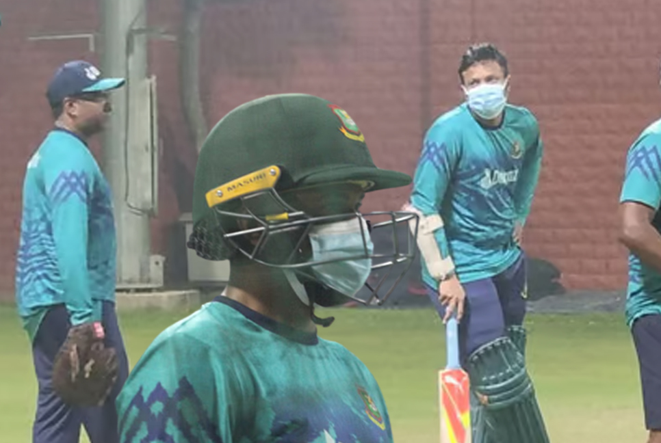 মাস্ক পরে অনুশীলনে সাকিবরা