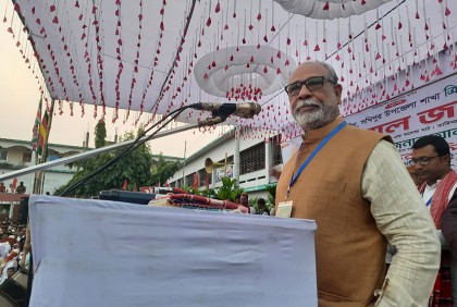 আমি আদর্শ আর কাদের সিদ্দিকীর সঙ্গে থাকি: লতিফ সিদ্দিকী
