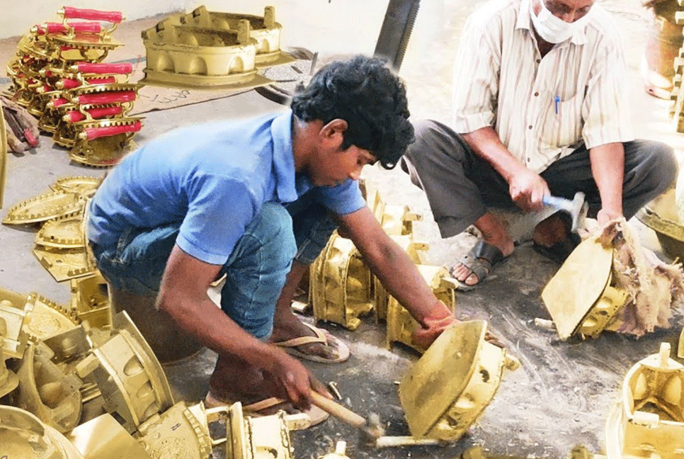 সুদিন ফিরছে কাঁসা শিল্পে