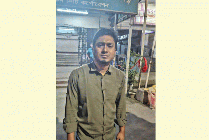 বাসে আগুন দেওয়ার সময় ছাত্রদল নেতা আটক