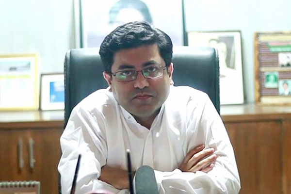 ট্রেড লাইসেন্স ছাড়া কাউকে ব্যবসা করতে দেবো না: তাপস