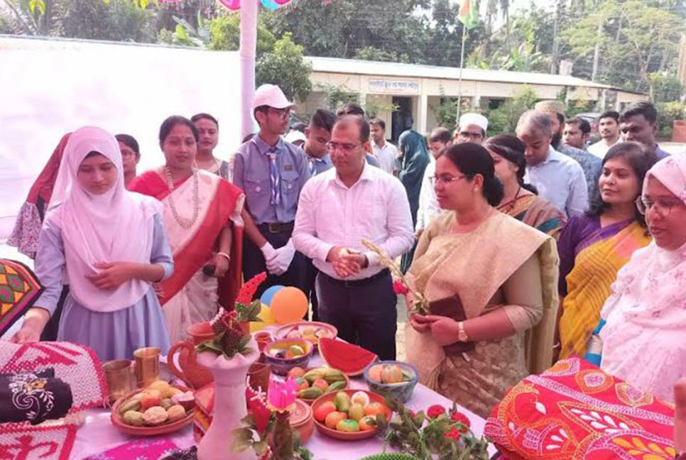 লোকশিল্প-পিঠা-স্বাস্থ্য ও বিজ্ঞান মেলা