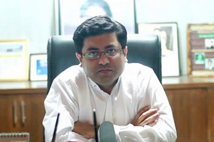ট্রেড লাইসেন্স ছাড়া কাউকে ব্যবসা করতে দেবো না: তাপস