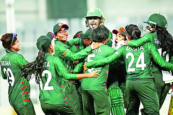 পাকিস্তানকে হারাল বাংলাদেশ