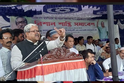 দৌলতপুরে আওয়ামী লীগের শান্তি সমাবেশ
