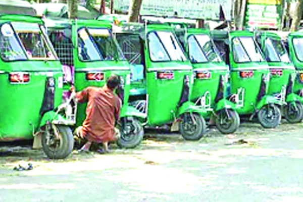 অটোরিকশা ভাড়া নিয়ে নৈরাজ্য চলছেই