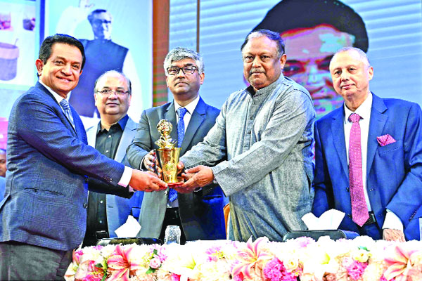 দেশ সেরা রপ্তানিকারক প্রতিষ্ঠান হা-মীম গ্রুপ