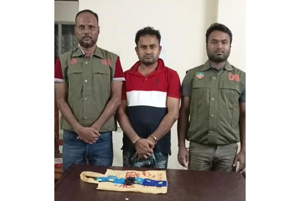 ইয়াবাসহ ১ জন গ্রেফতার