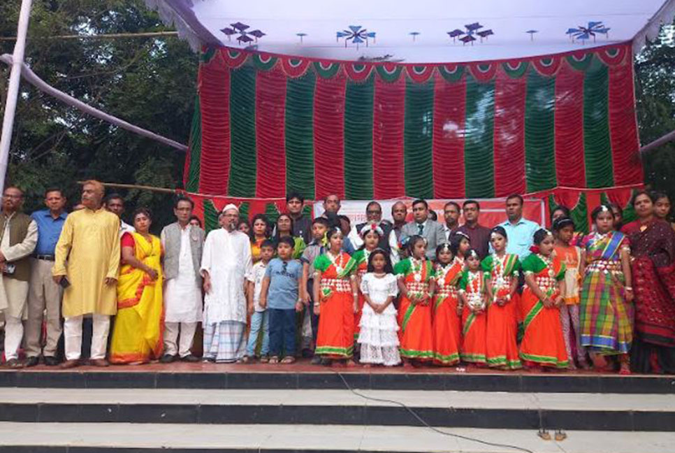 কালিয়াকৈরে যাত্রা পালা উৎসব