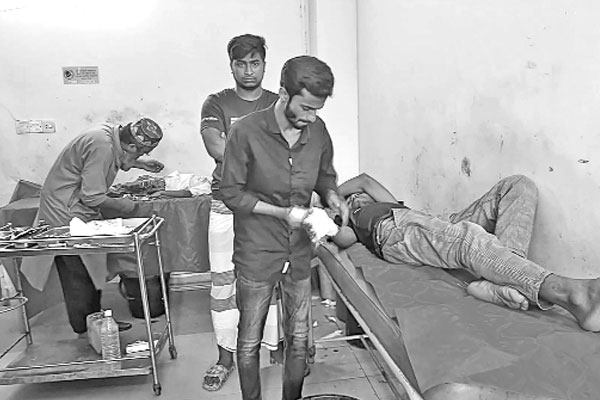 সংকটে বেলকুচি স্বাস্থ্য কমপ্লেক্স