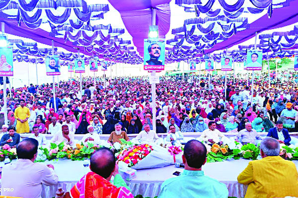প্রধানমন্ত্রীর কাছে শিখেছি কীভাবে গ্রামের মানুষের কাছে যেতে হয়