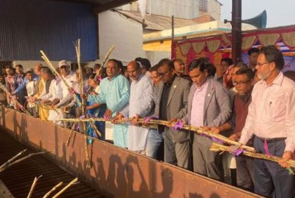 নর্থ বেঙ্গল সুগার মিলের আখ মাড়াই শুরু 