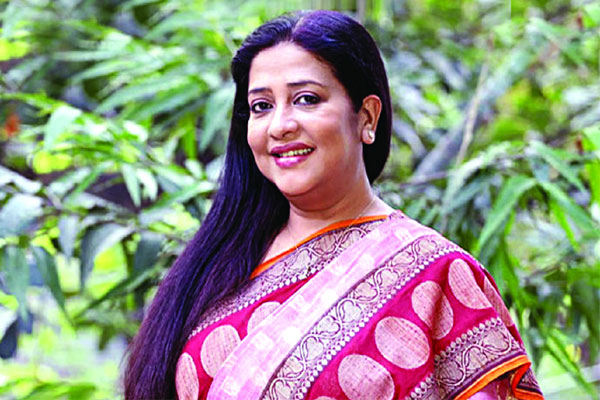 ফলোয়ার নিয়ে সুবর্ণা মুস্তাফা