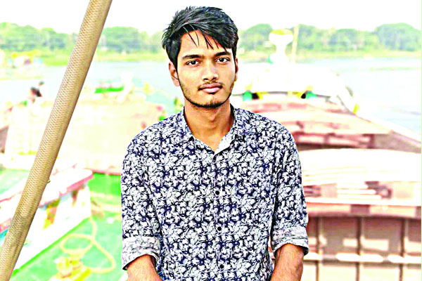 জাহাজ শ্রমিক নাঈমের অ্যাপে মিলবে তথ্যসেবা
