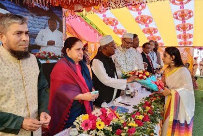 কুমুদিনী সরকারী কলেজে নবীন শিক্ষার্থীদের বরণ