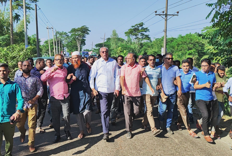 সুনামগঞ্জে অবরোধের সমর্থনে বিএনপির মিছিল