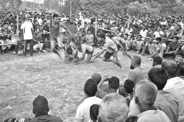 বগুড়ায় ঐতিহ্যবাহী হাডুডু খেলা