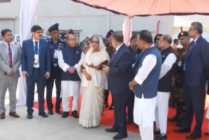 নরসিংদী পৌঁছেছেন প্রধানমন্ত্রী