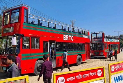 মেরিনড্রাইভে নতুন ছাদখোলা পর্যটক বাস
