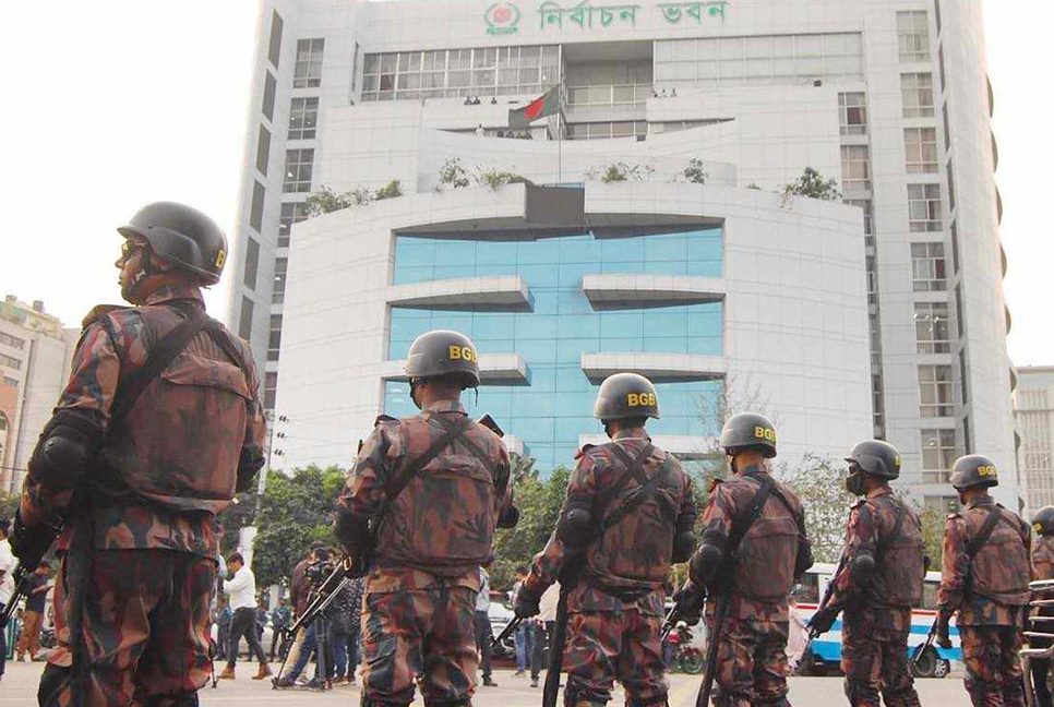 তফসিল ঘিরে ইসিতে ৮ প্লাটুন বিজিবি মোতায়েন