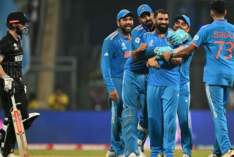 নিউজিল্যান্ডকে কাঁদিয়ে ফাইনালে ভারত