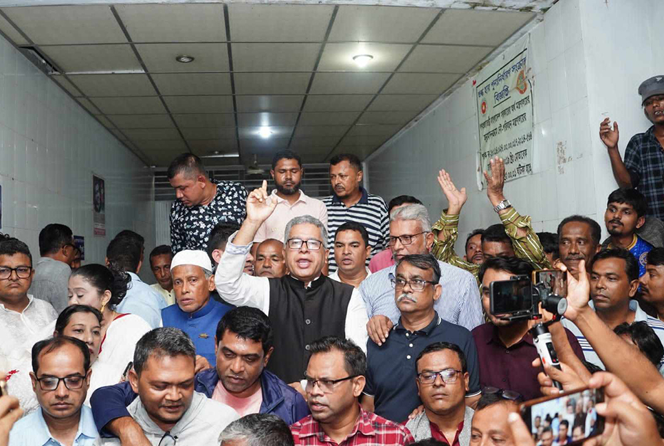 নির্বাচনী উৎসব যাত্রায় বাংলাদেশ এগিয়ে যাচ্ছে : আফজাল হোসেন 

