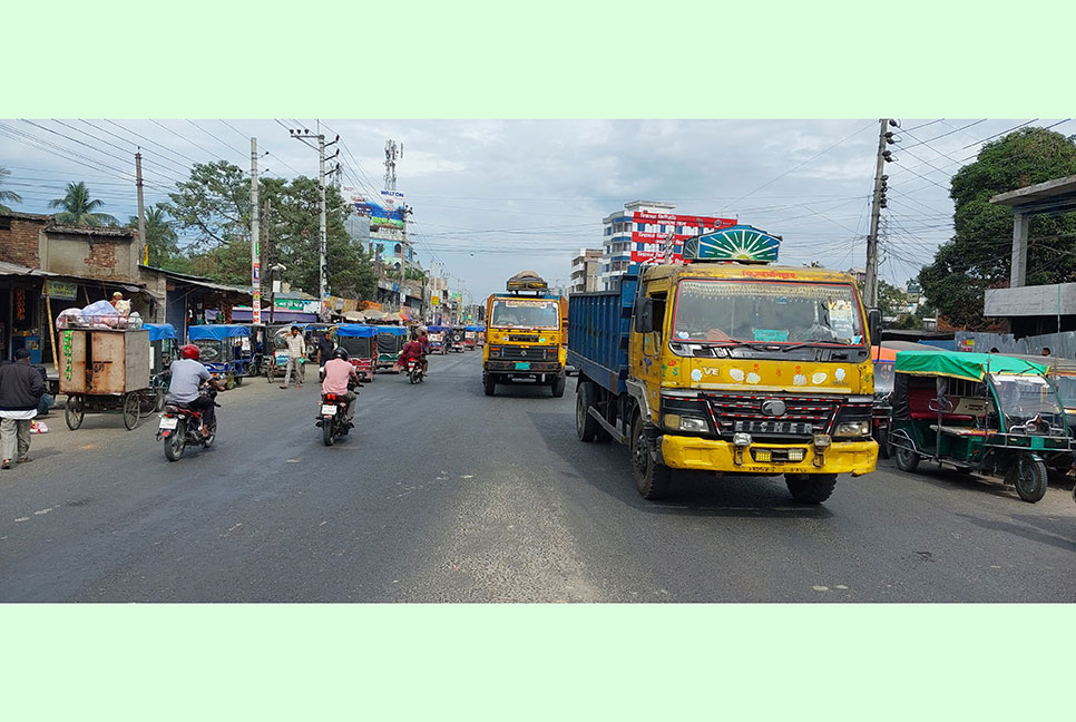 কুষ্টিয়ায় অবরোধের তেমন প্রভাব পড়েনি