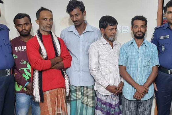 কাশিয়ানীতে পাঁচ জুয়াড়ি আটক