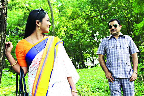 আজ মুক্তি আজব ছেলে