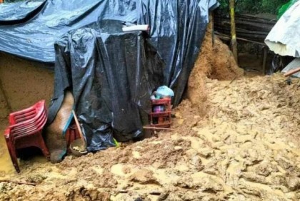 টেকনাফে দেয়াল চাপায় একই পরিবারের চারজন নিহত 
