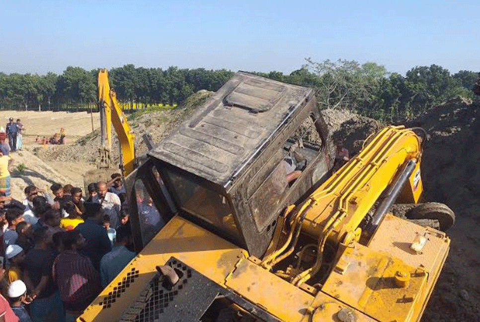 ঝিনাইদহে এস্কেভেটর দুর্ঘটনায় চালকের মৃত্যু