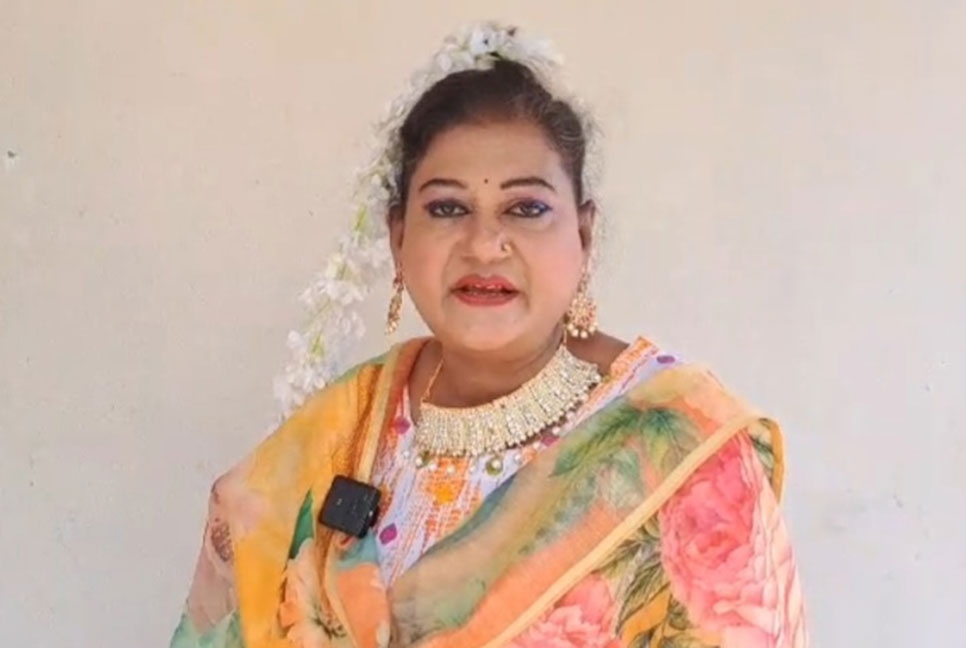 নায়িকা বনশ্রী থাকেন সরকারি আশ্রয়ণ প্রকল্পের ঘরে