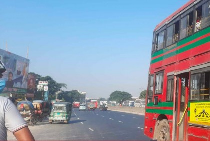 হরতালে যাত্রাবাড়ী-শনির আখড়ায় গাড়ি কম 

