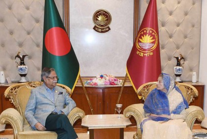 রাষ্ট্রপতির সঙ্গে রওশন এরশাদের সাক্ষাৎ

