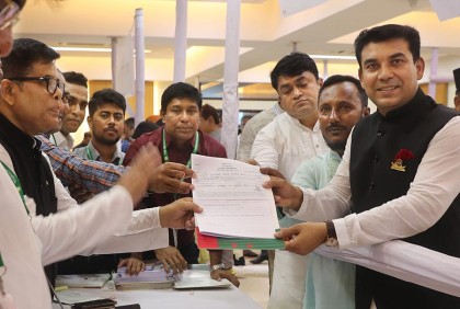 ফরিদপুর-২ আসনের মনোনয়ন ফরম কিনলেন জামাল হোসেন মিয়া